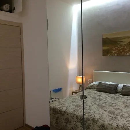 Apartman Isola Milánó